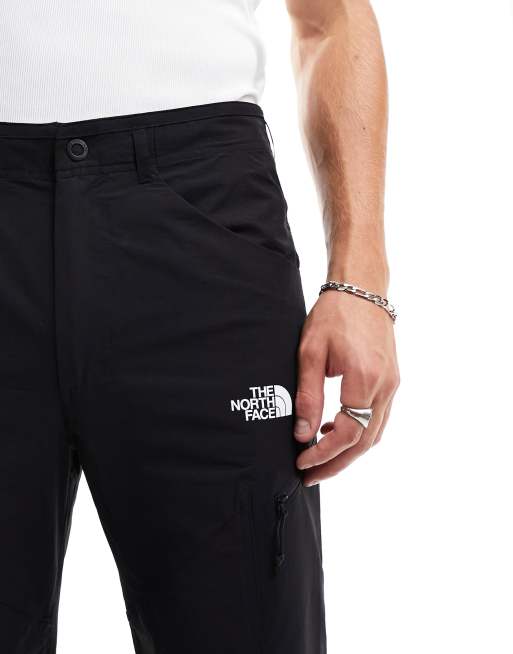 The North Face Exploration Winter insulated regular fit tapered cargo  trousers in black