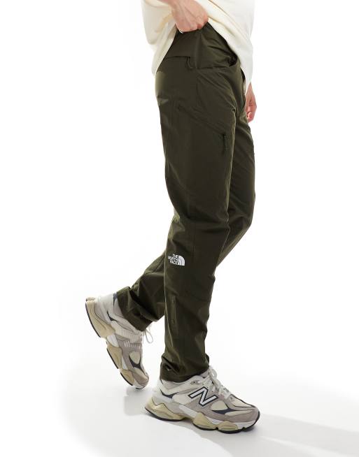 The North Face - Exploration - Toelopende broek met cargozak in groen, 3 van 5