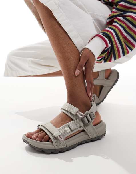The North Face Explore camp sandals in grey and pink - view 1
