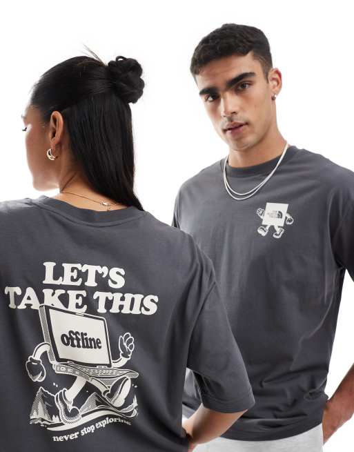 The North Face – Explore – T-shirt oversize w spranym szarym kolorze z nadrukiem na plecach