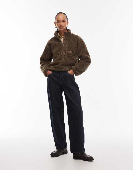 The North Face Extreme borg quarter zip logo pocket fleece in brown, 2 of 4