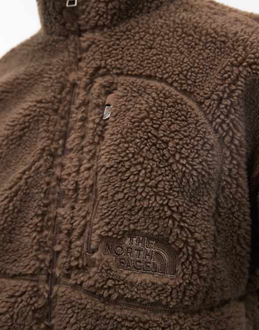 The North Face Extreme borg quarter zip logo pocket fleece in brown, 4 of 4