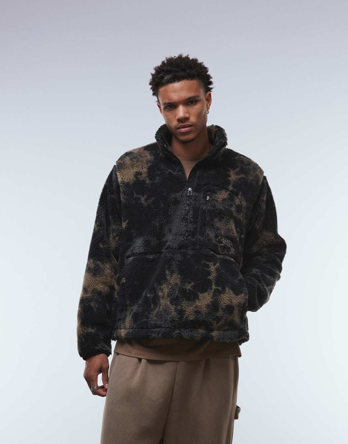 The North Face Extreme Pile heavy borg 1/2 zip fleece jacket in black print