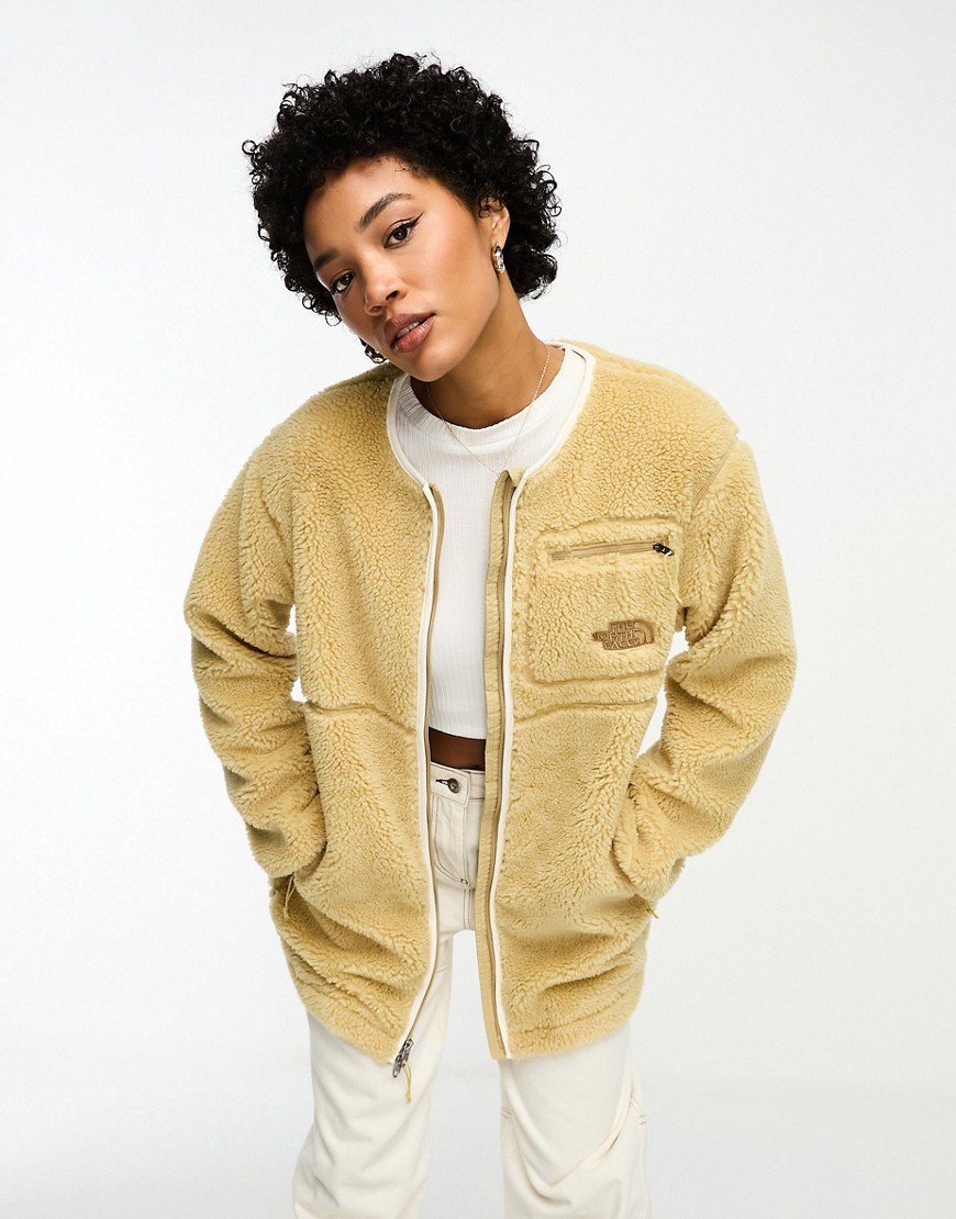The North Face Extreme teddy fleece coat in beige-Green