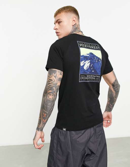 The North Face - Faces Everest - T-shirt nera con stampa sul retro, 4 di 4