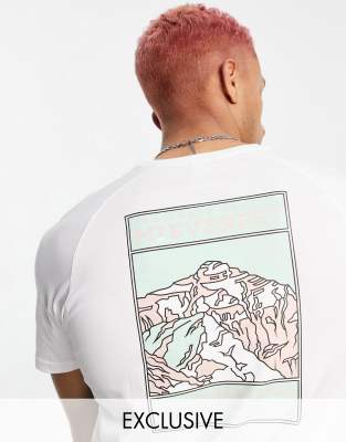 The North Face Faces t-shirt in white/pink Exclusive at ASOS - ASOS Price Checker