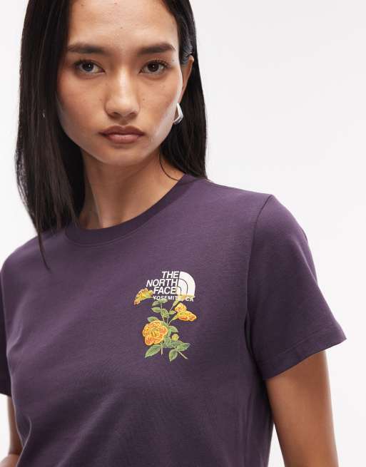 The North Face – Flora – T-Shirt in Schwarz mit Logostickerei, 3 von 4
