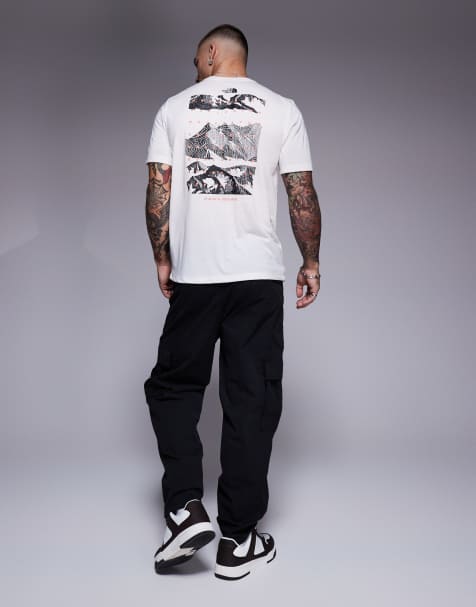 The North Face - Foundation - T-shirt color bianco sporco con stampa di montagne sul retro - view 1