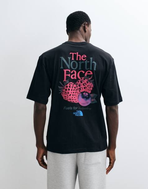 The North Face fuels for backpacking oversized tee in black - view 1