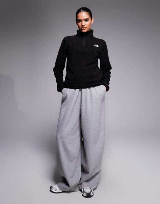 The North Face Glacier 100 1/4 zip fleece in black