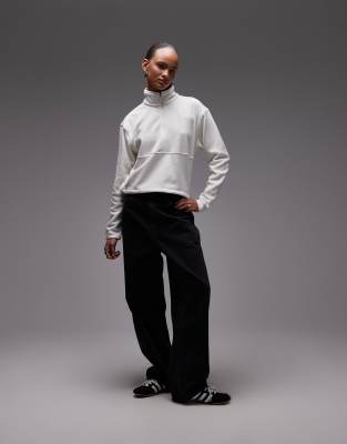 The North Face The North Face Glacier fleece 1/2 zip short jacket in off white