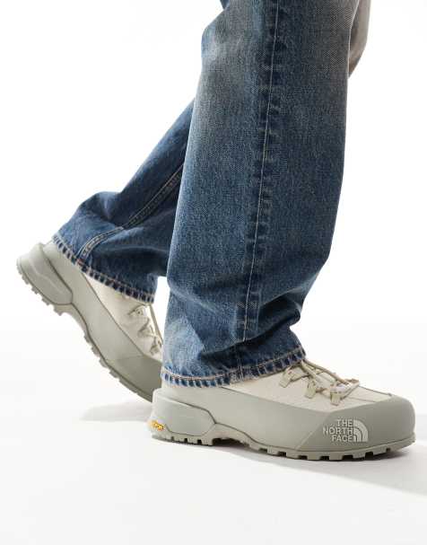 The North Face Glenclyffe low street boots in grey and white - view 1