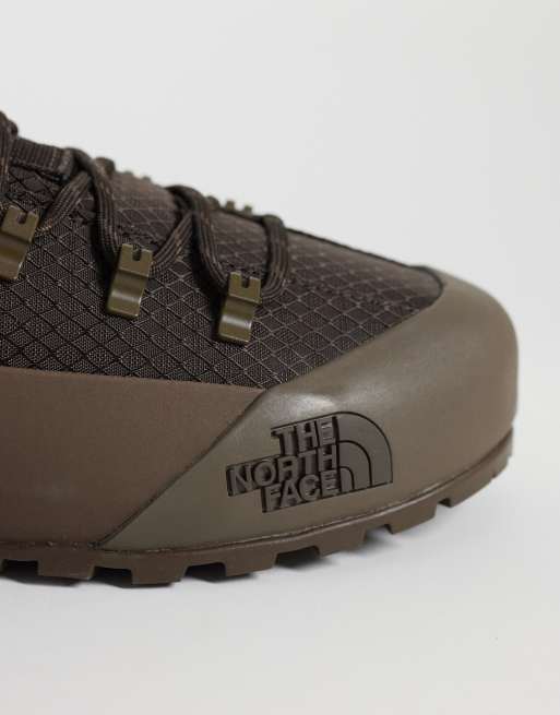 The North Face Glenclyffe trainers in brown, 4 of 5