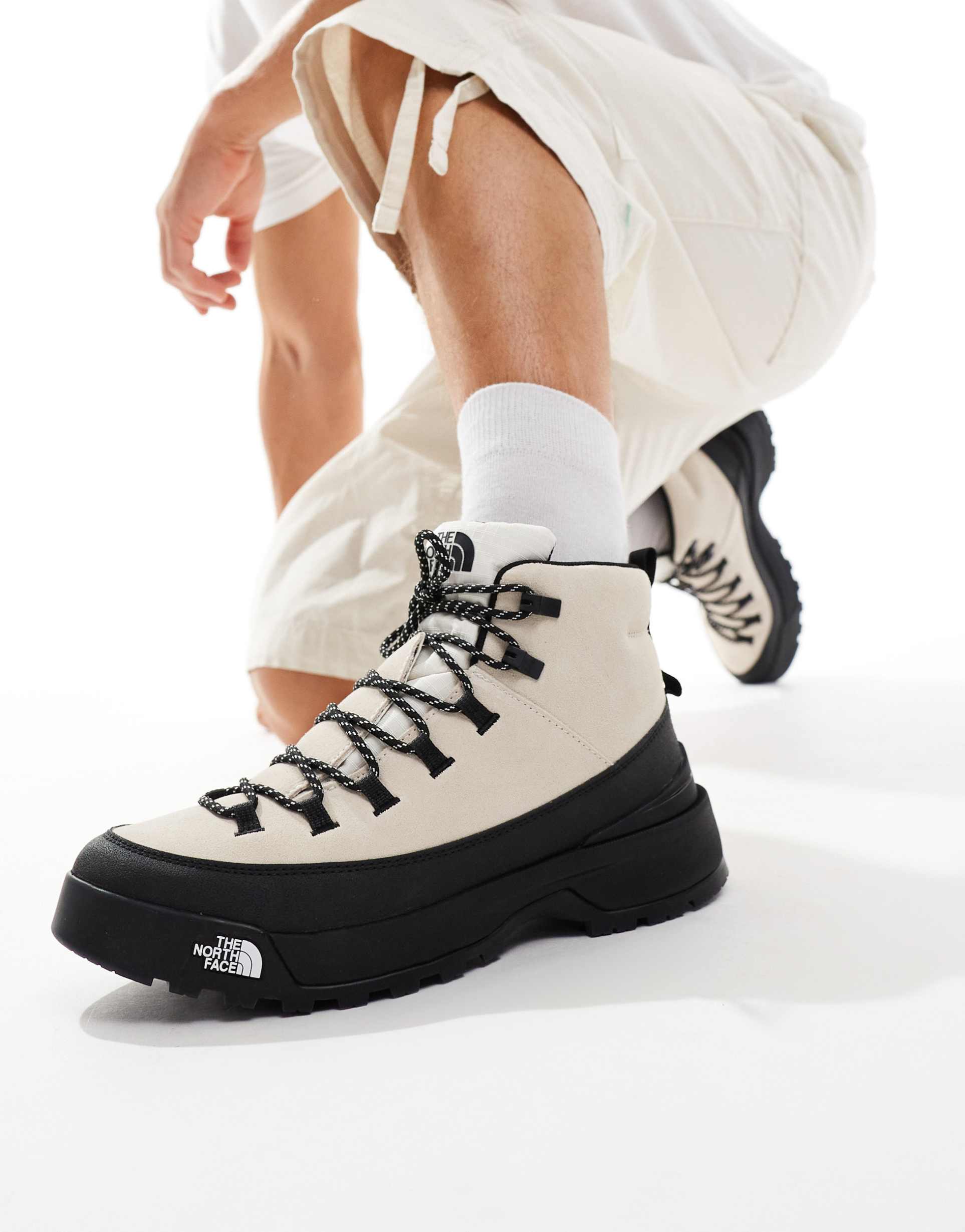 the north face glenclyffe urban boots in off-white and black