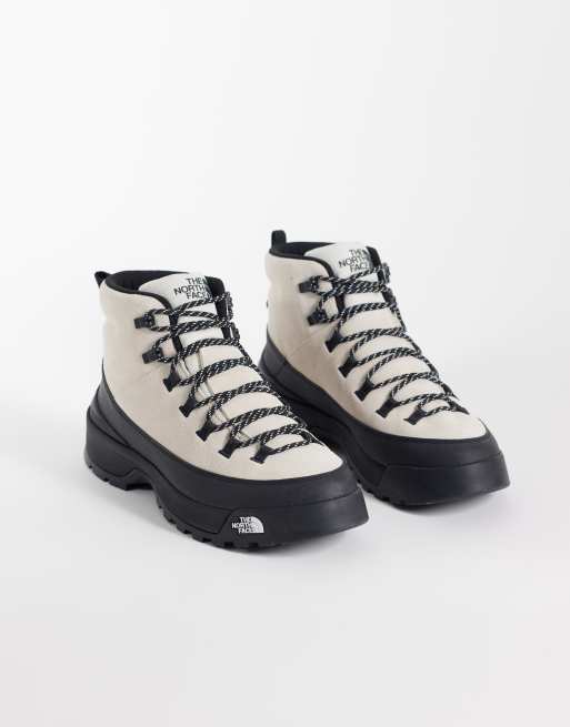 The North Face Glenclyffe Urban boots in off white and black, 2 of 4