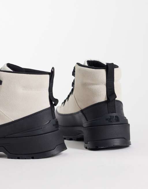 The North Face Glenclyffe Urban boots in off white and black, 4 of 4
