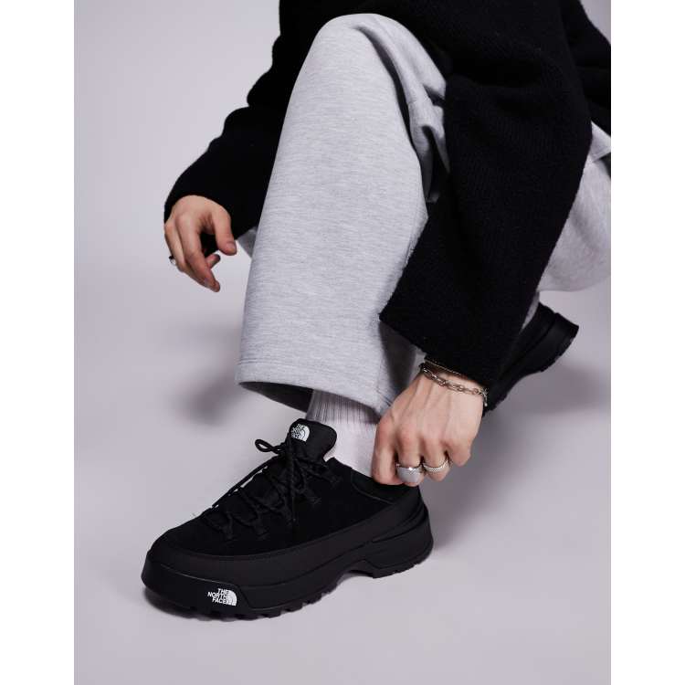 The North Face Glenclyffe Urban Low Boots in black | ASOS