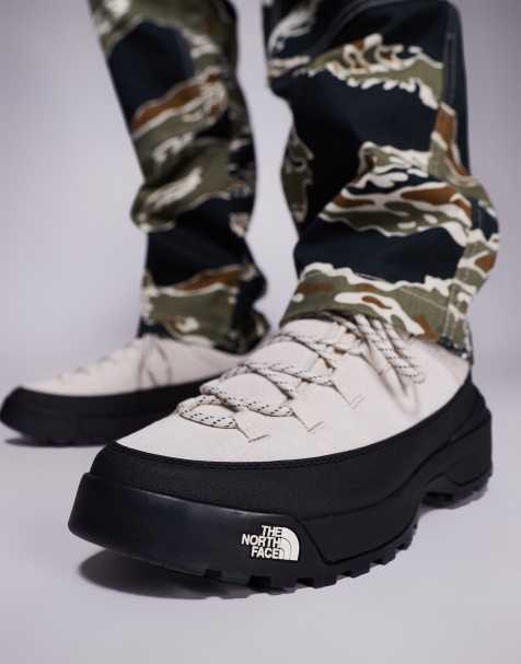 The North Face Glenclyffe Urban Low Boots in white and black - view 1