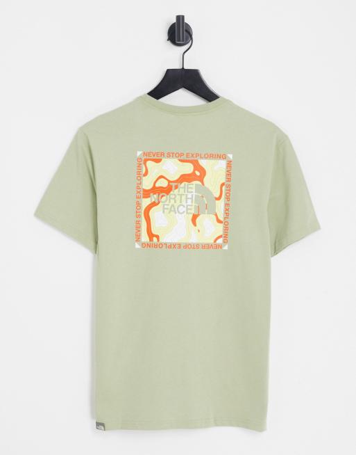 The North Face - Grøn te farvet T-shirt med topografisk print på ryggen - Kun hos ASOS