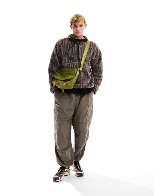 The North Face – Gruby szary polar z wysokiego włosia z suwakiem pod szyją i nadrukiem gór