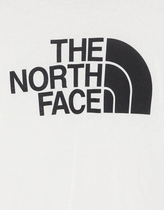 https://images.asos-media.com/products/the-north-face-half-dome-chest-print-cropped-t-shirt-in-white/201837637-4?$n_550w$&wid=550&fit=constrain