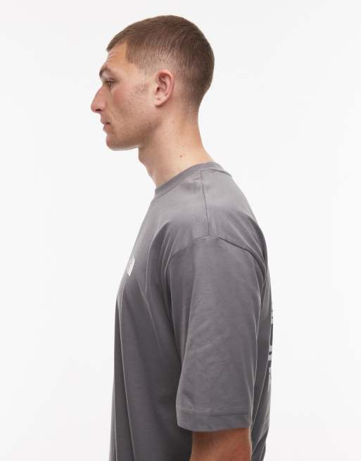 The North Face – Half Dome – Oversize-T-Shirt in Grau mit Rückenprint, 4 von 5