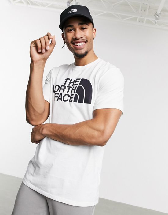 https://images.asos-media.com/products/the-north-face-half-dome-t-shirt-in-white/22146325-4?$n_550w$&wid=550&fit=constrain