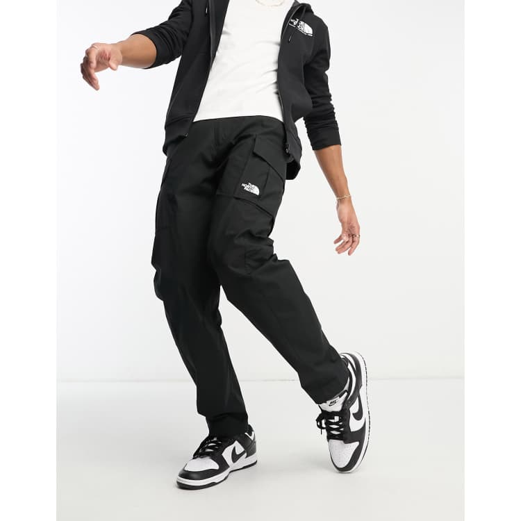 The north face ventacious cargo pants top