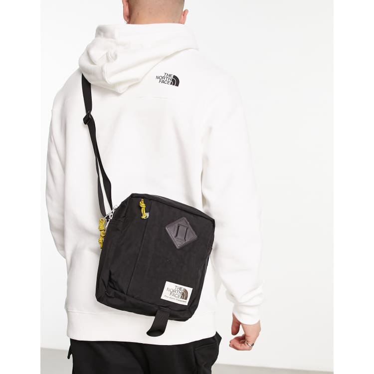★THE NORTH FACE★ White Label Standard Cross Bag Small BLAC THE NORTH FACE WHITE LABEL MULTI CROSS BAG MINI NN2PQ09J