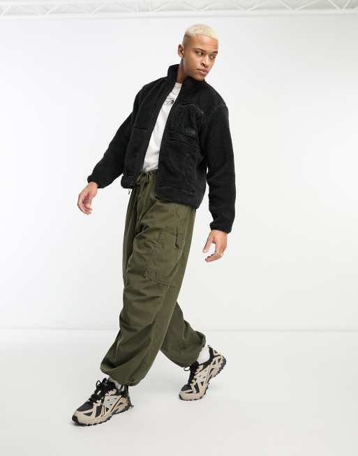 The North Face Heritage Extreme Pile zip up fleece jacket in black, 4 of 4