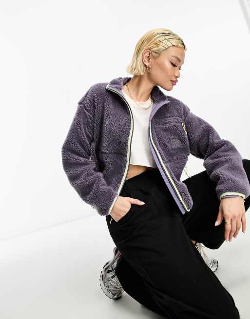 The North Face – Heritage – Zapinana na zamek fioletowa kurtka polarowa z długim włosiem