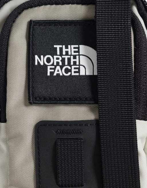The North Face Hot Shot Crossbody-Tasche in Grau, 3 von 4