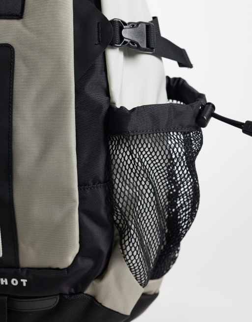 The North Face Hot Shot sling bag in grey, 3 of 4