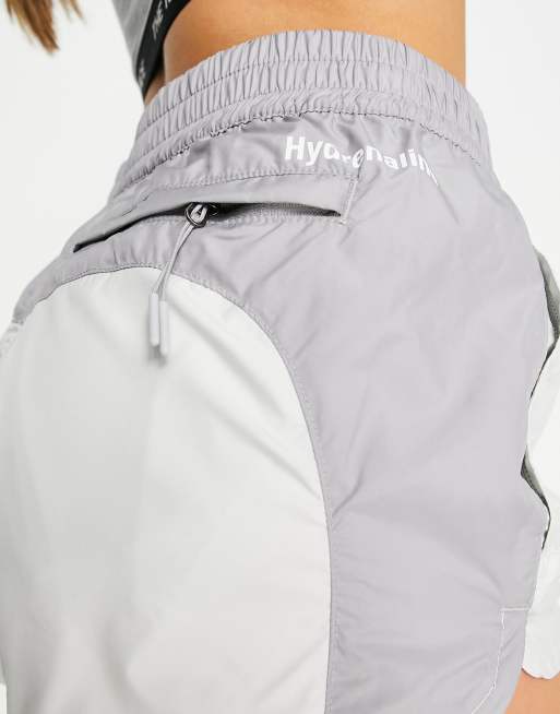 The North Face Hydrenaline shorts in grey , 4 of 4