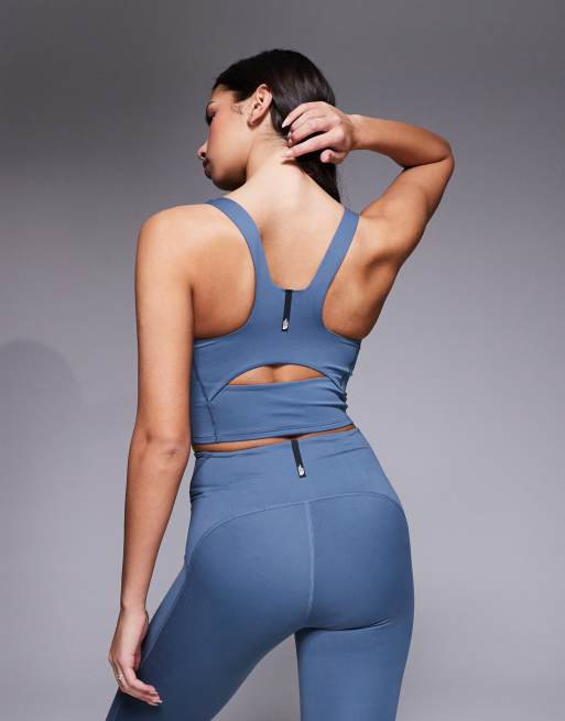 The North Face Jaida longline sports bra in blue, 3 of 4