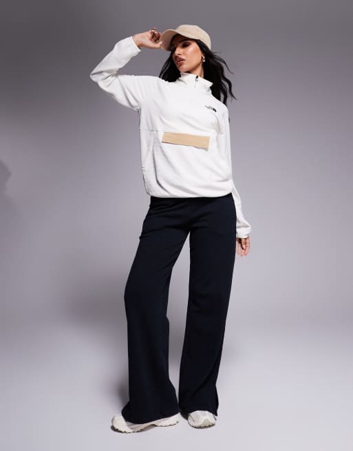The North Face Kecha packable 1/4 jacket in off white exclusive to ASOS, 2 of 4