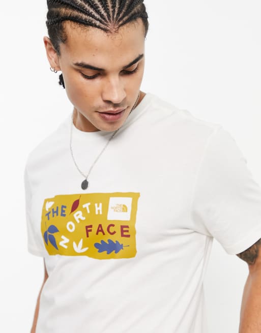 The North Face - Leaf Drawing - T-shirt met print op de borst in gebroken wit, exclusief bij ASOS