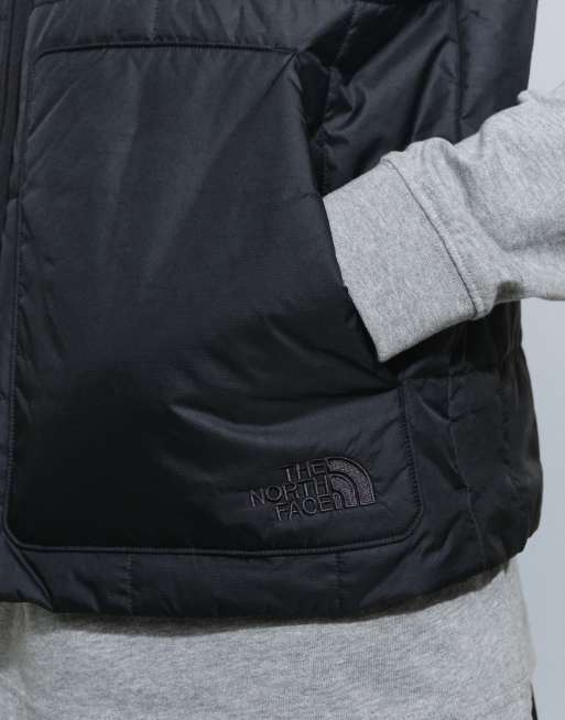 The North Face Lhotse insulated gilet in black, 3 of 9