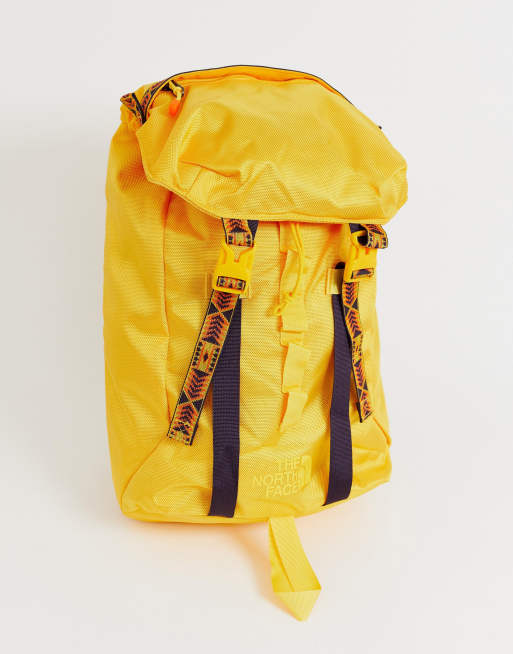 The North Face Lineage backpack 23 litres in yellow | ASOS