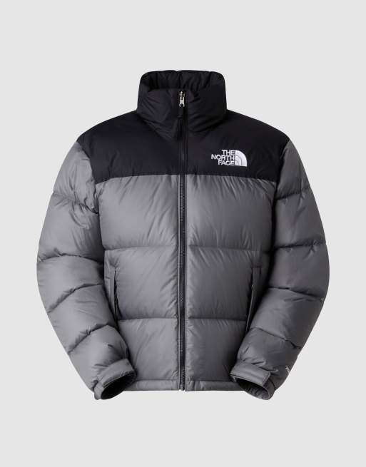 The North Face – M 1996 Retro Nuptse – Jacke in Smoked Pearl/TNF-Schwarz, 3 von 4