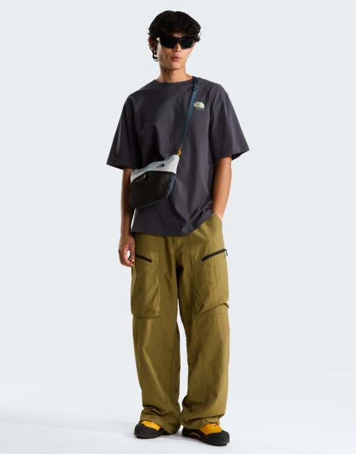 The North Face M let's be buddies oversized ss tee in anthracite grey/calcifi, 3 of 4