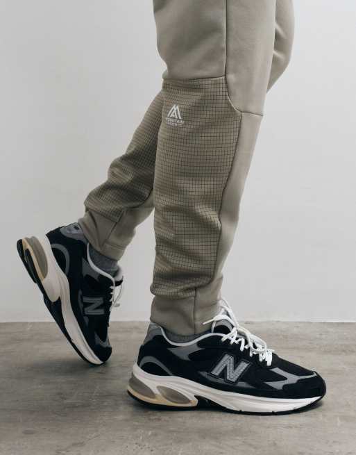 The North Face M Mountain Athletics Fleece-Hose 2.0 in Steingrau, 4 von 5