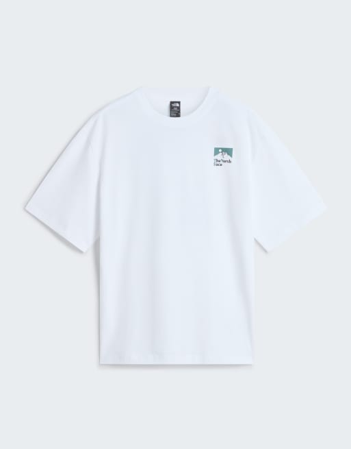 The North Face M the right side oversized ss tee in tnf white/tnf white, 4 of 4