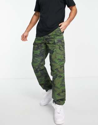 camo green pants