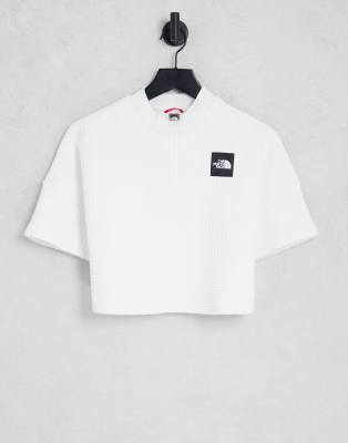 The North Face Mhysa quilted t-shirt in white 