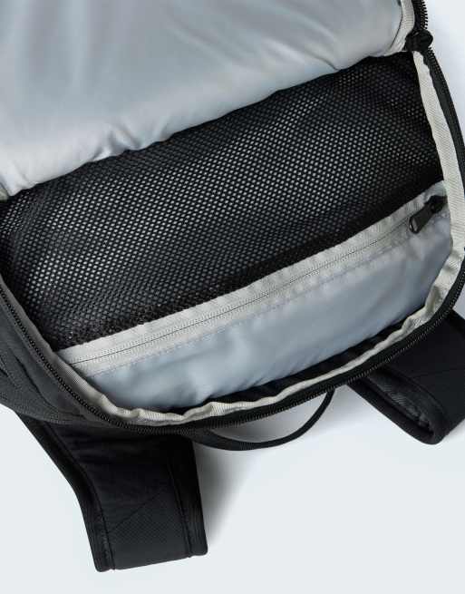 The North Face mochila Kaban lite en tnf black/tnf black, 2 de 4