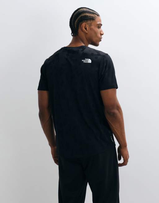 The North Face Mountain Athletics 2.0 T-shirt in zwart, 2 van 5