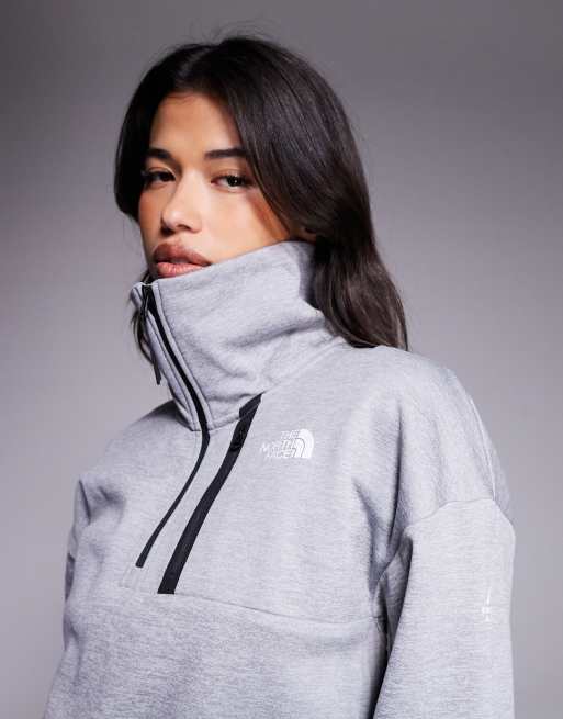 The North Face Mountain Athletics fleece interest 1/4 zip jacket in grey, 3 of 4