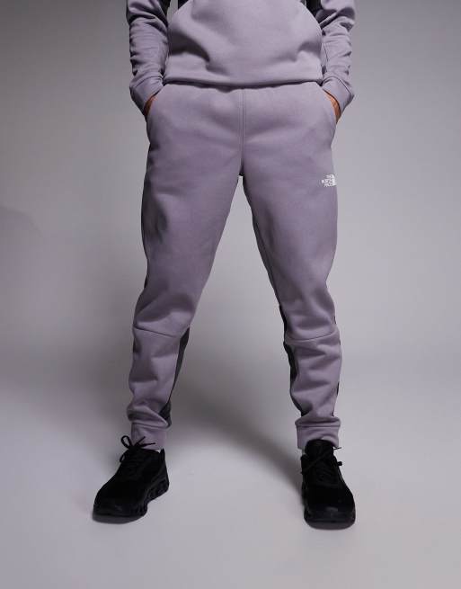 The North Face – Mountain Athletics – Grå shorts i fleece, 2 av 5
