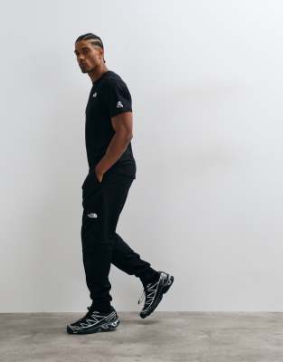 The North Face Uomo Nero - Mountain Athletics Fleece Joggers 2.0 - Sport - S - Immagine 4